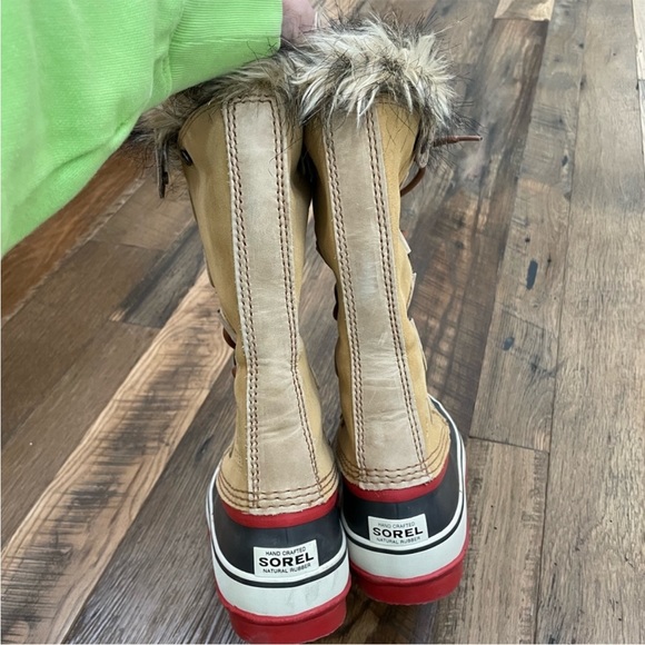 Sorel winter fur boots Wm 6 - Picture 4 of 8